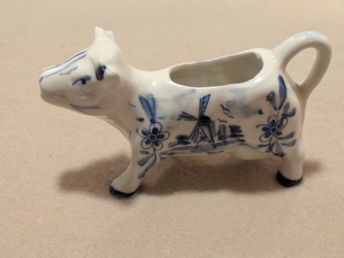 Delft blue and white - style, cow